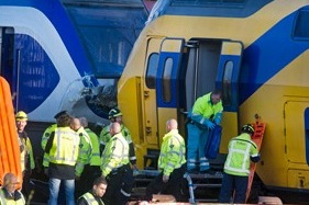 два потяги зіткнулися в нідерландах: 117 поранені